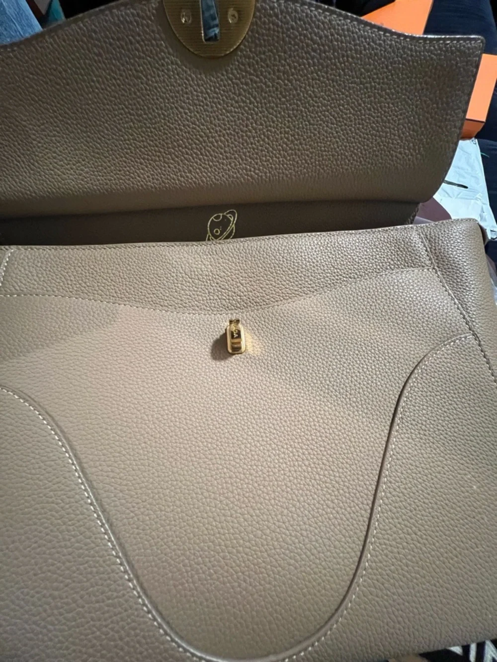 Oleada two way leather bag - Picture 8 of 11